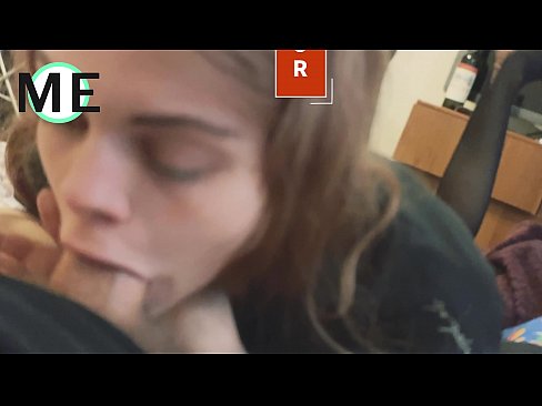 ❤️ Eztarria, galtza urratuak eta takoi urratuak elkartzeko atseginak dira ❤️❌ Porno %eu.watchhentai.ruan ️❤